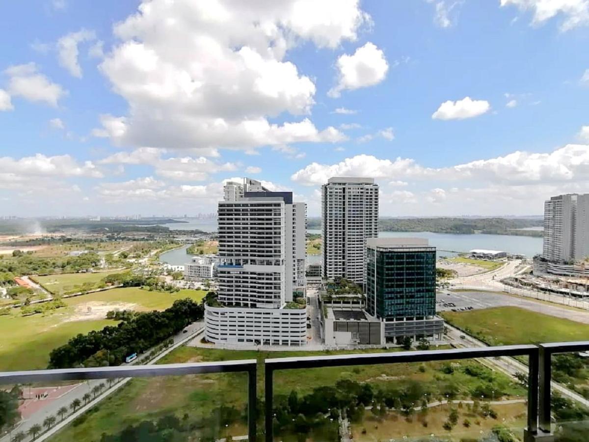 Almas Suites Puteri Harbour Nusajaya  Dış mekan fotoğraf