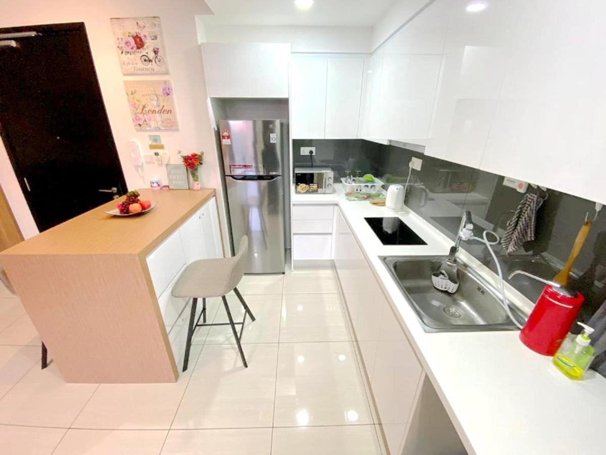Almas Suites Puteri Harbour Nusajaya  Dış mekan fotoğraf