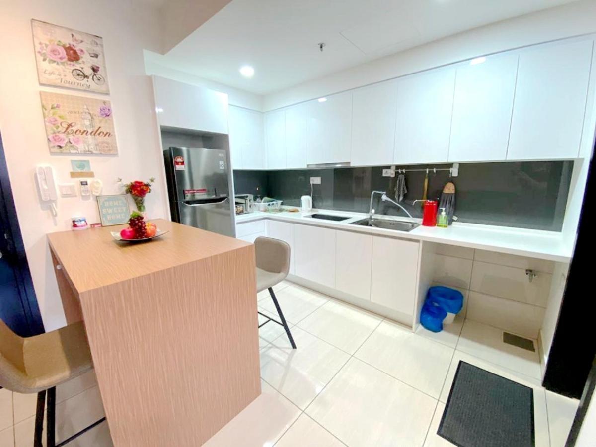 Almas Suites Puteri Harbour Nusajaya  Dış mekan fotoğraf