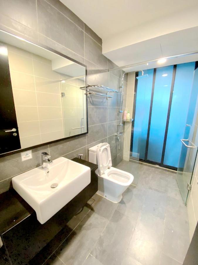 Almas Suites Puteri Harbour Nusajaya  Dış mekan fotoğraf