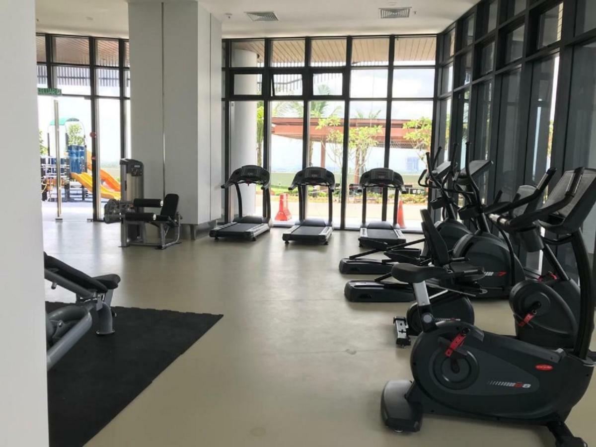 Almas Suites Puteri Harbour Nusajaya  Dış mekan fotoğraf