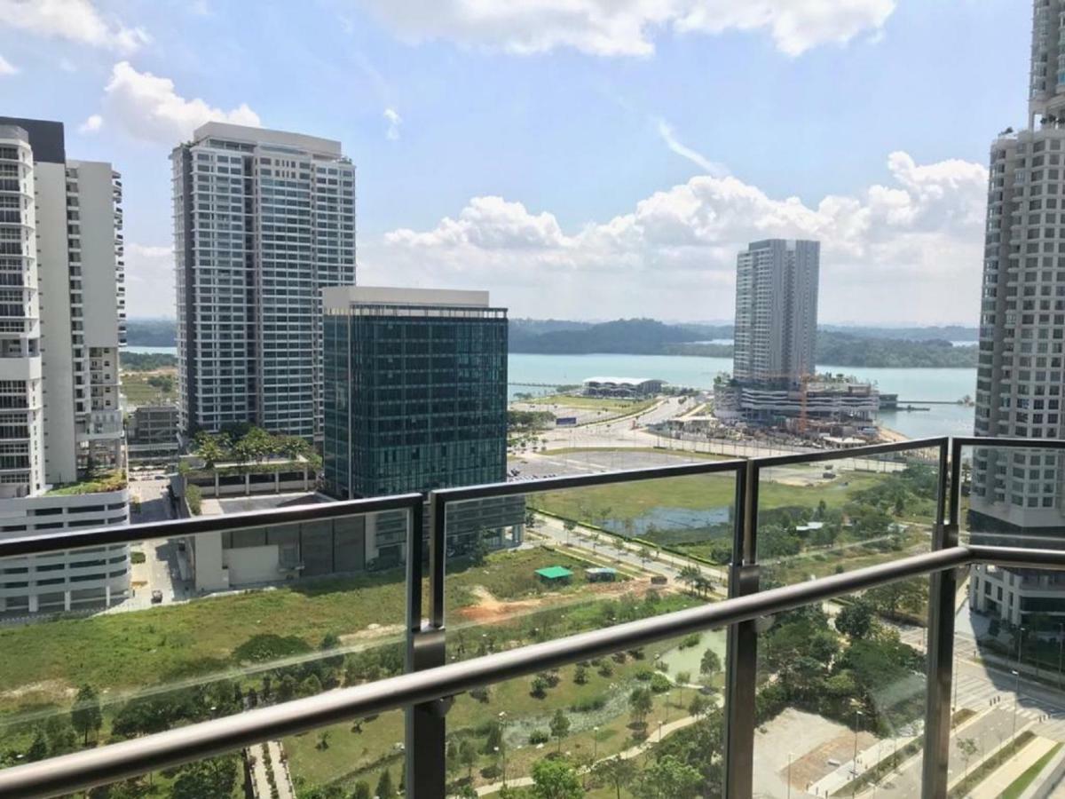 Almas Suites Puteri Harbour Nusajaya  Dış mekan fotoğraf