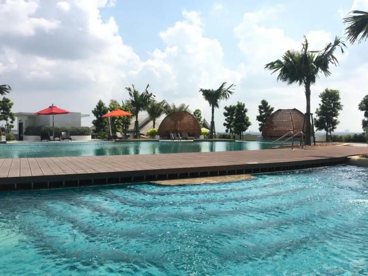 Almas Suites Puteri Harbour Nusajaya  Dış mekan fotoğraf